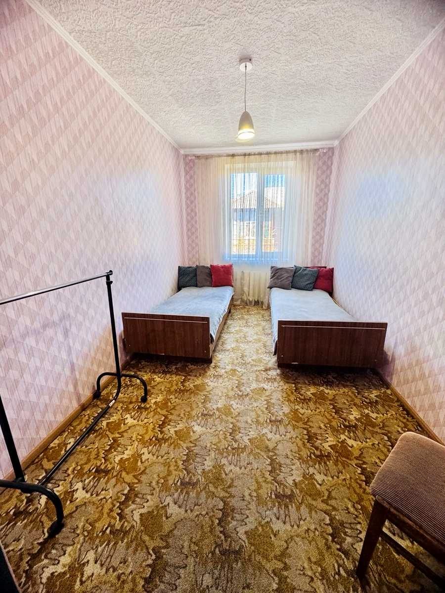 1879399929318995