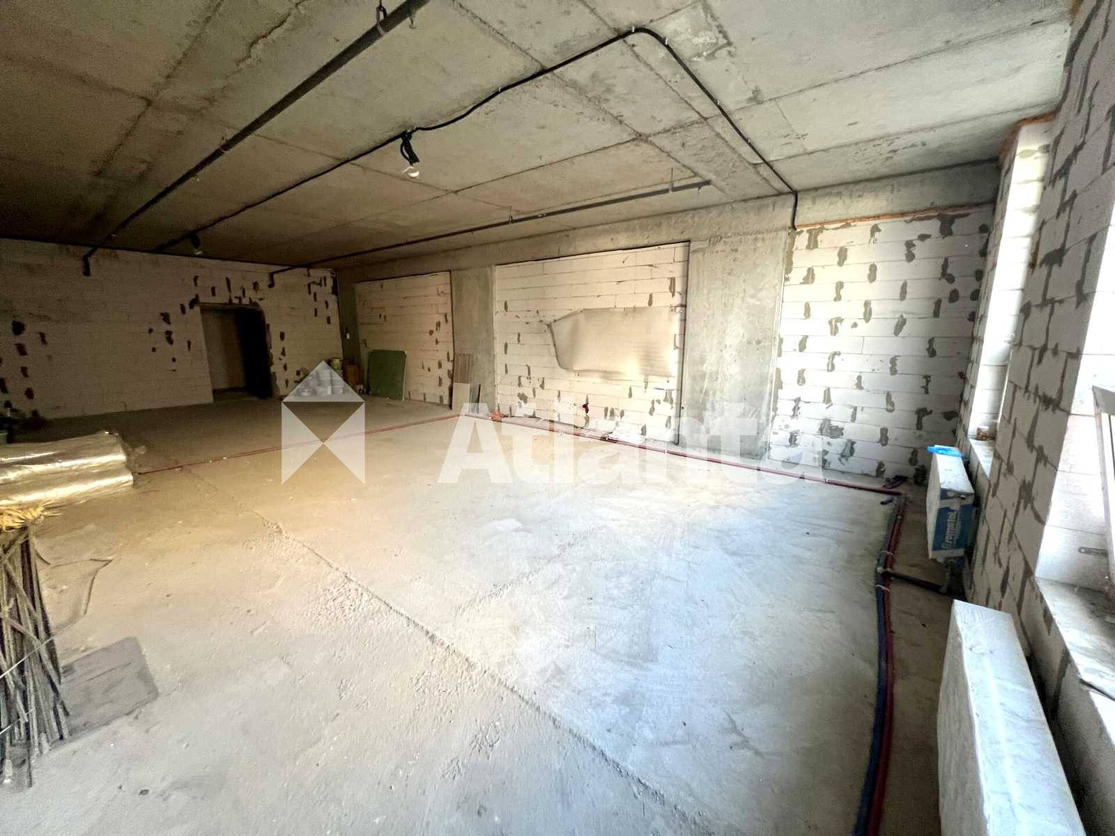 1879401868897885