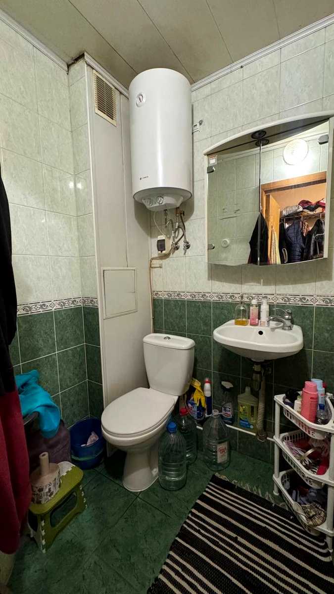 1879406767555635