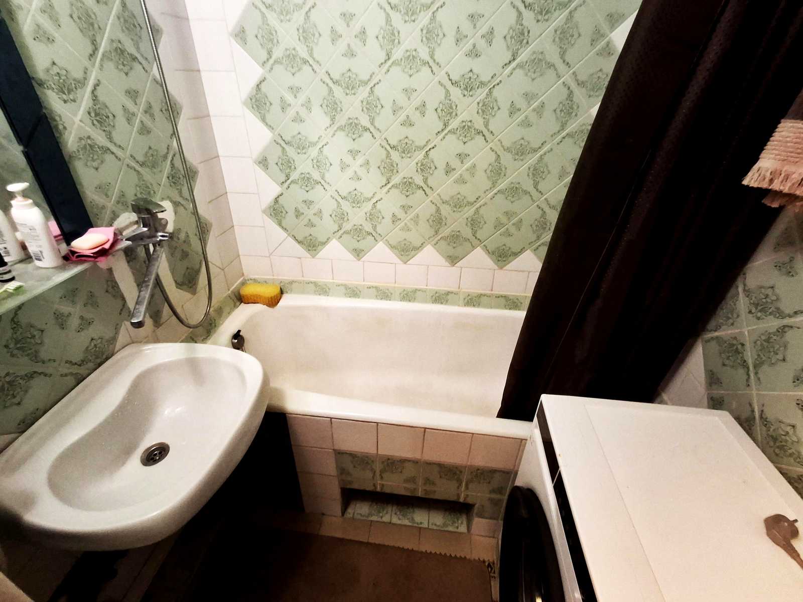 1879407132503962