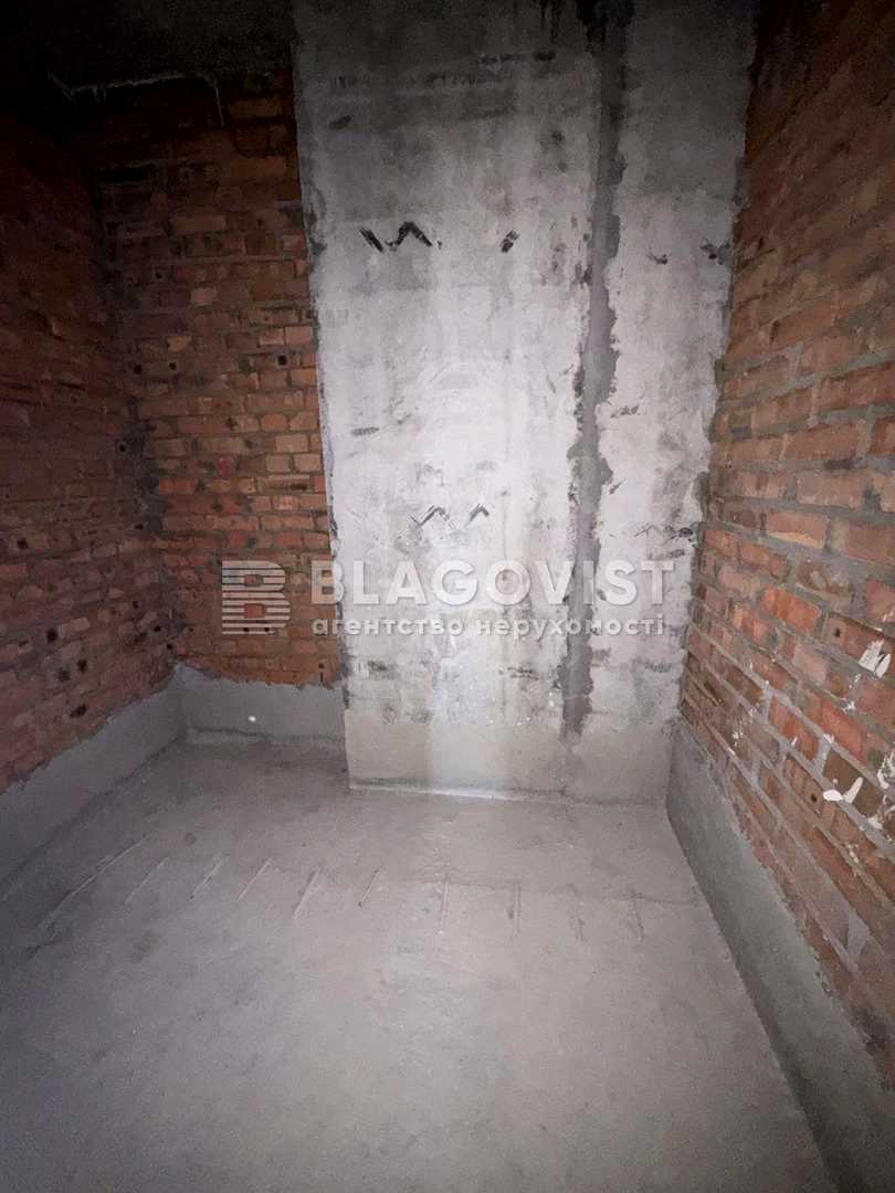 1879407347797576