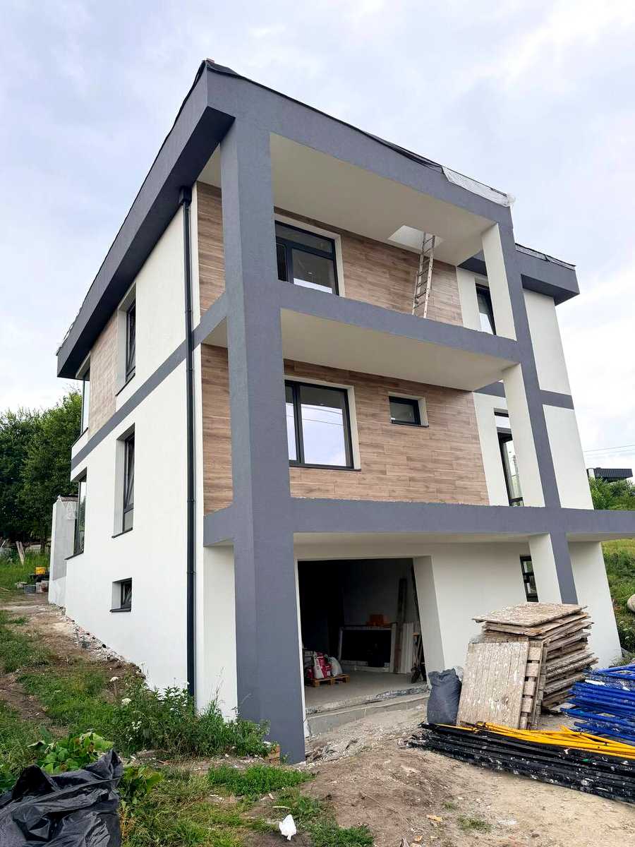 1879407721287791