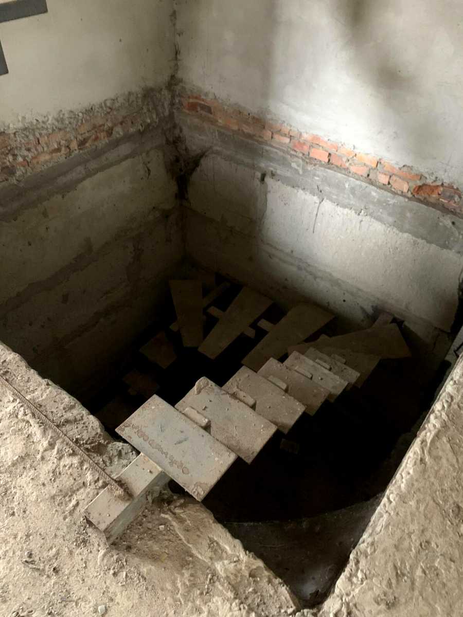 1879408005208511