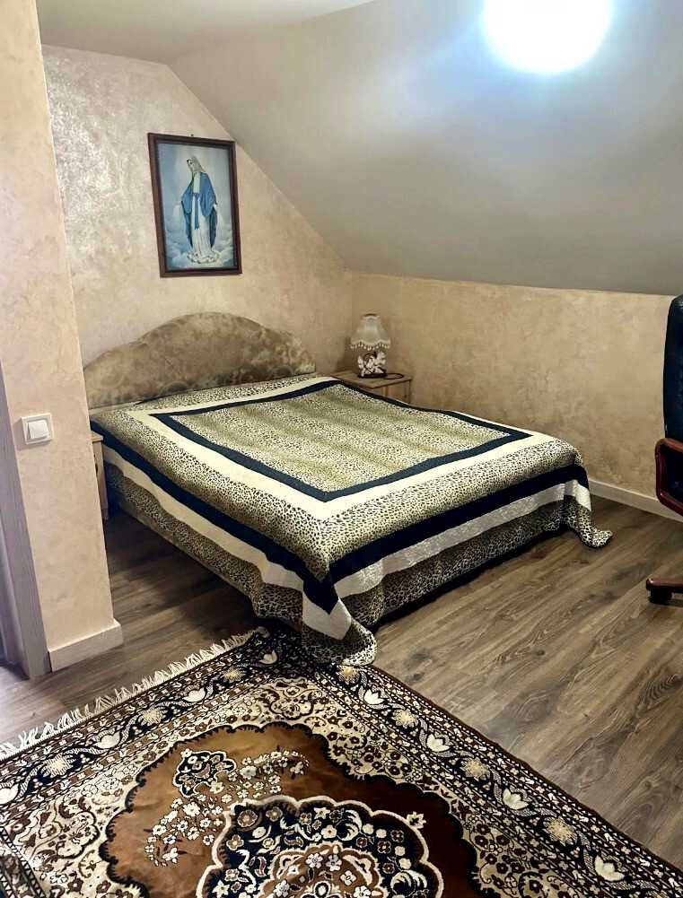1879408916095951