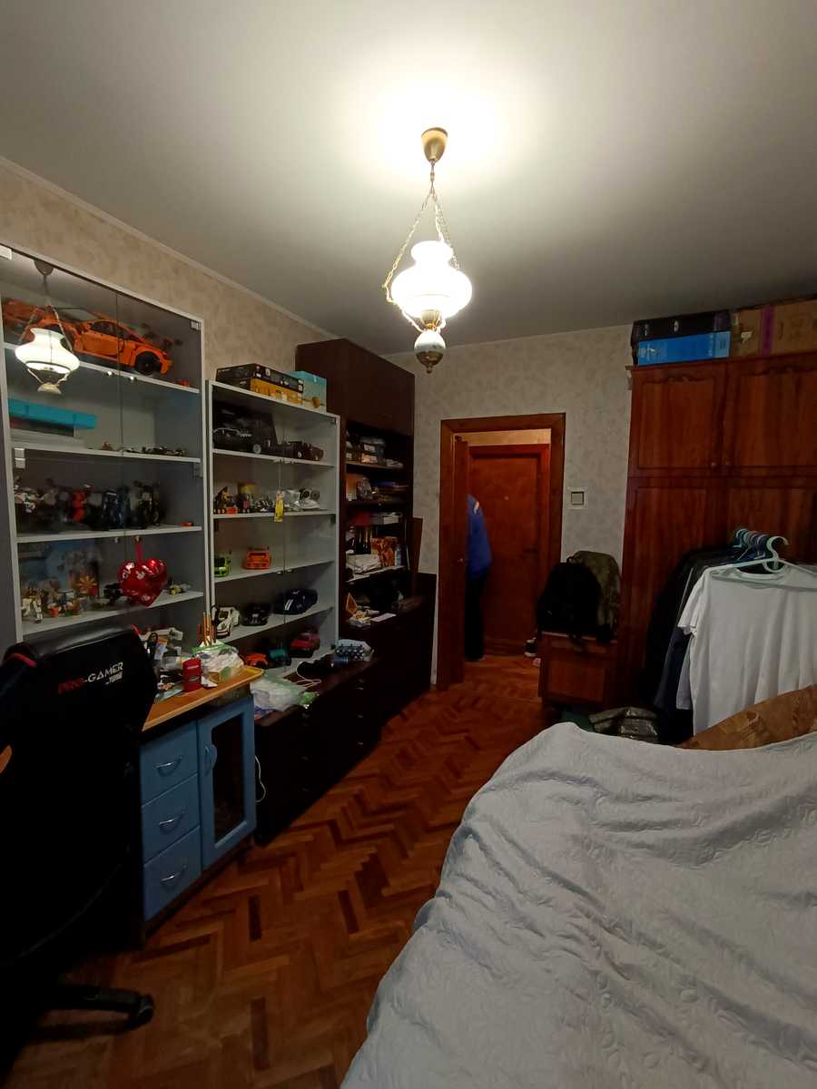 1879422626372750