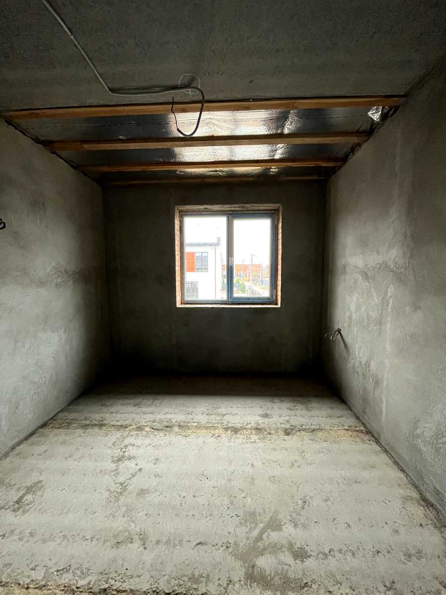 1879458173029567