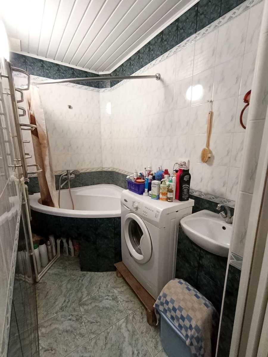 1879460642568036