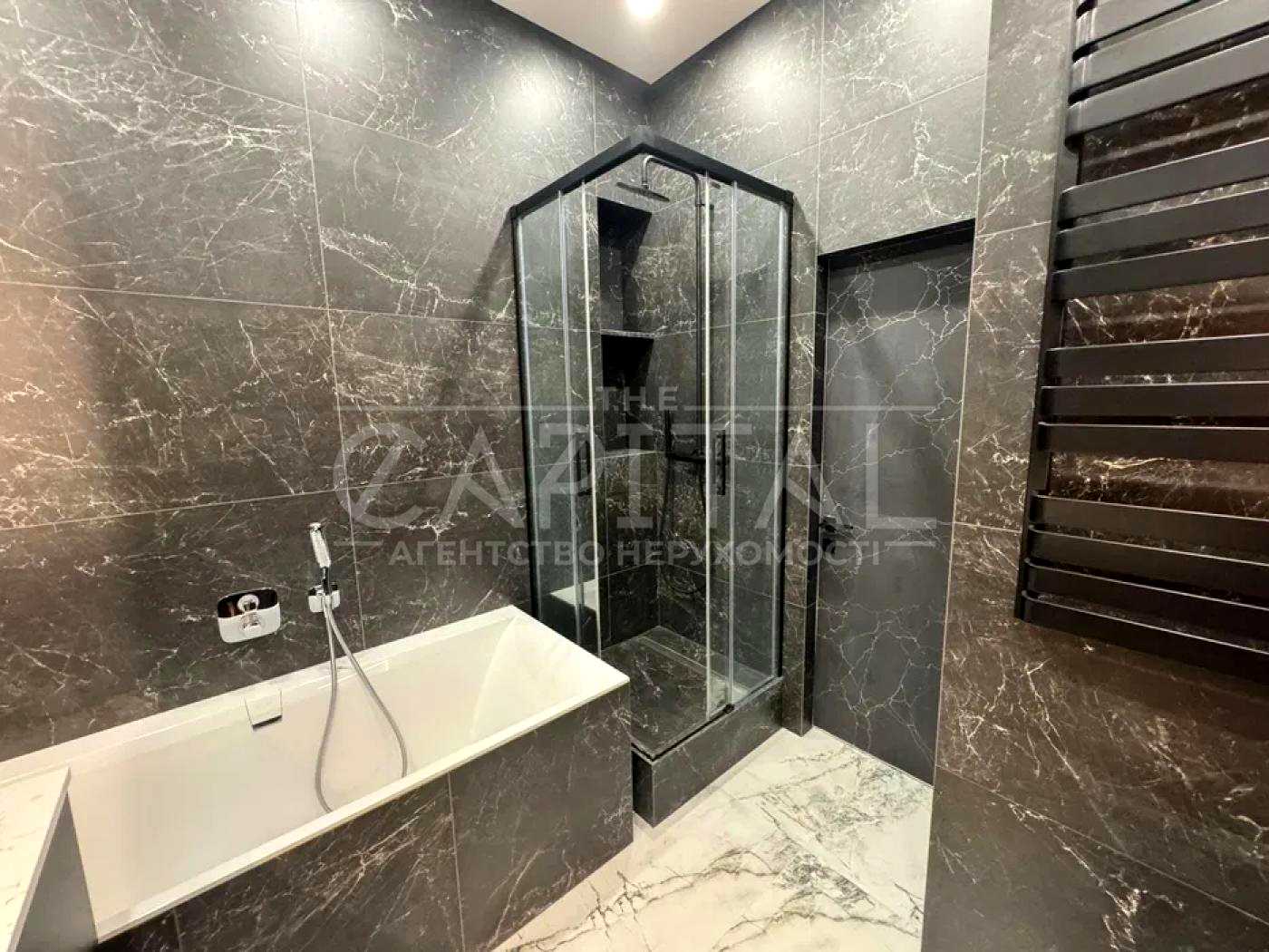 1879461332100061