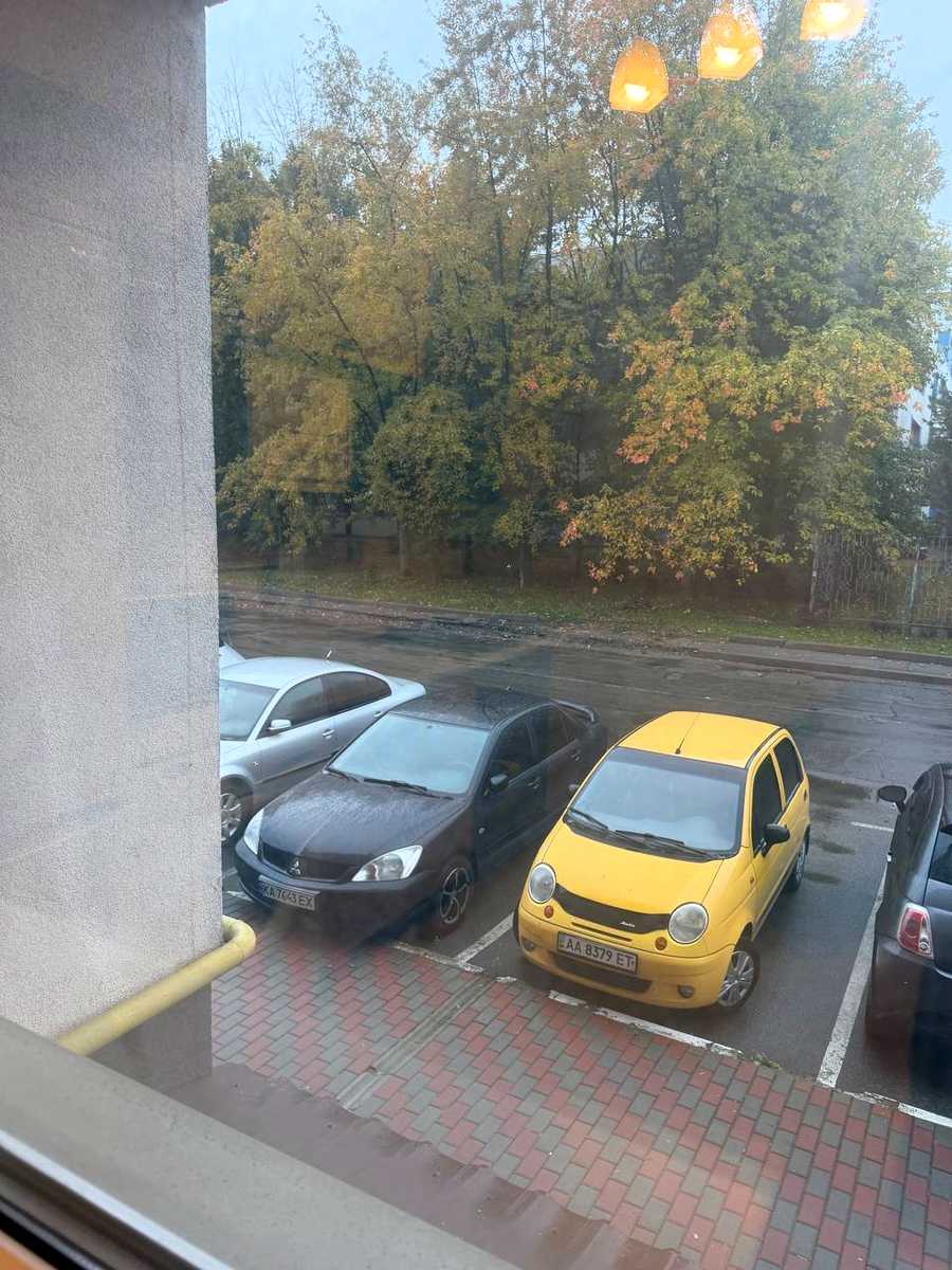 1879462112270929