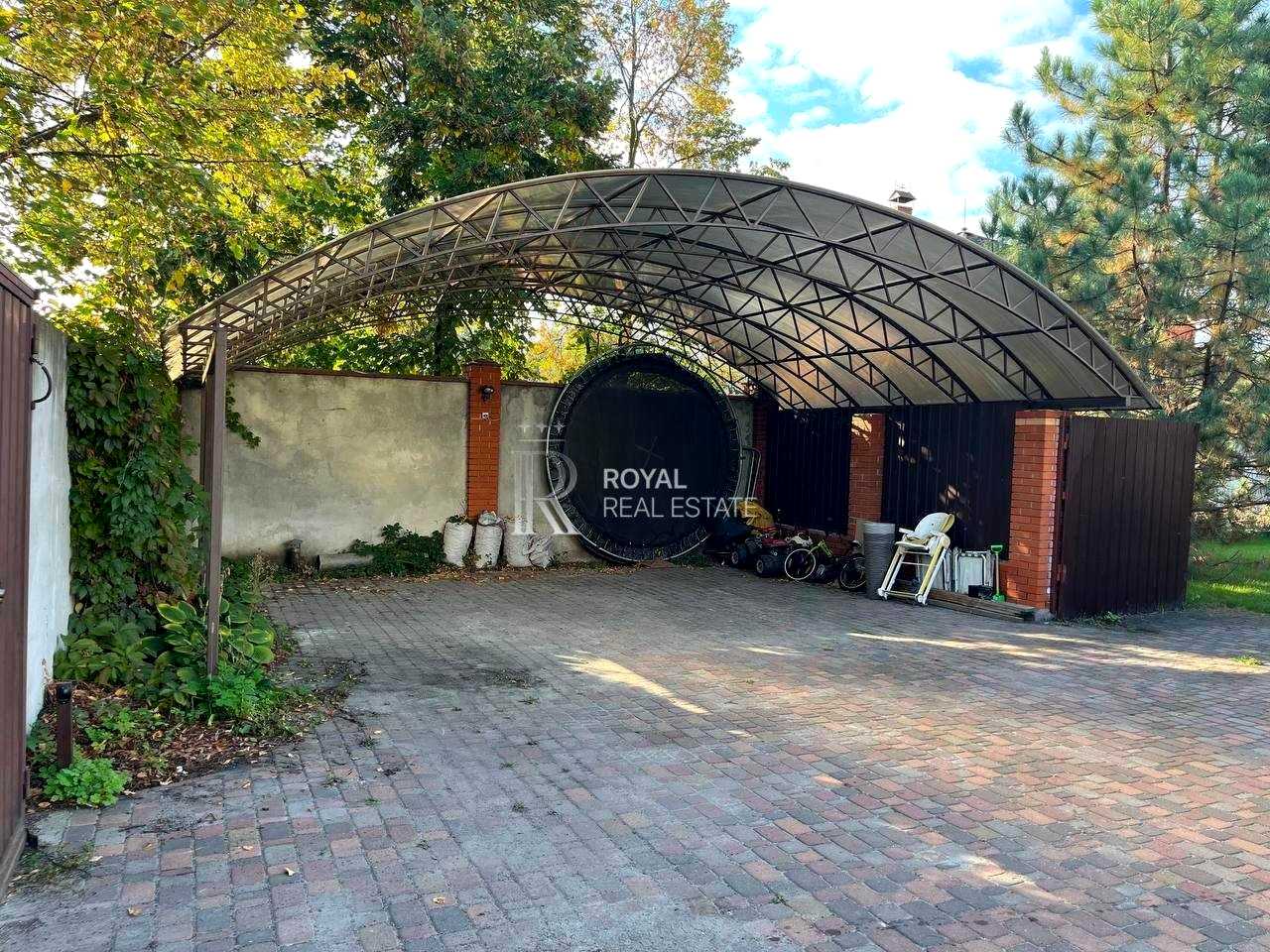 1879464590565744
