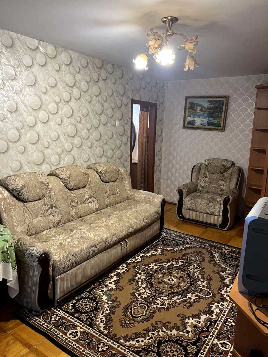 1879465809679672