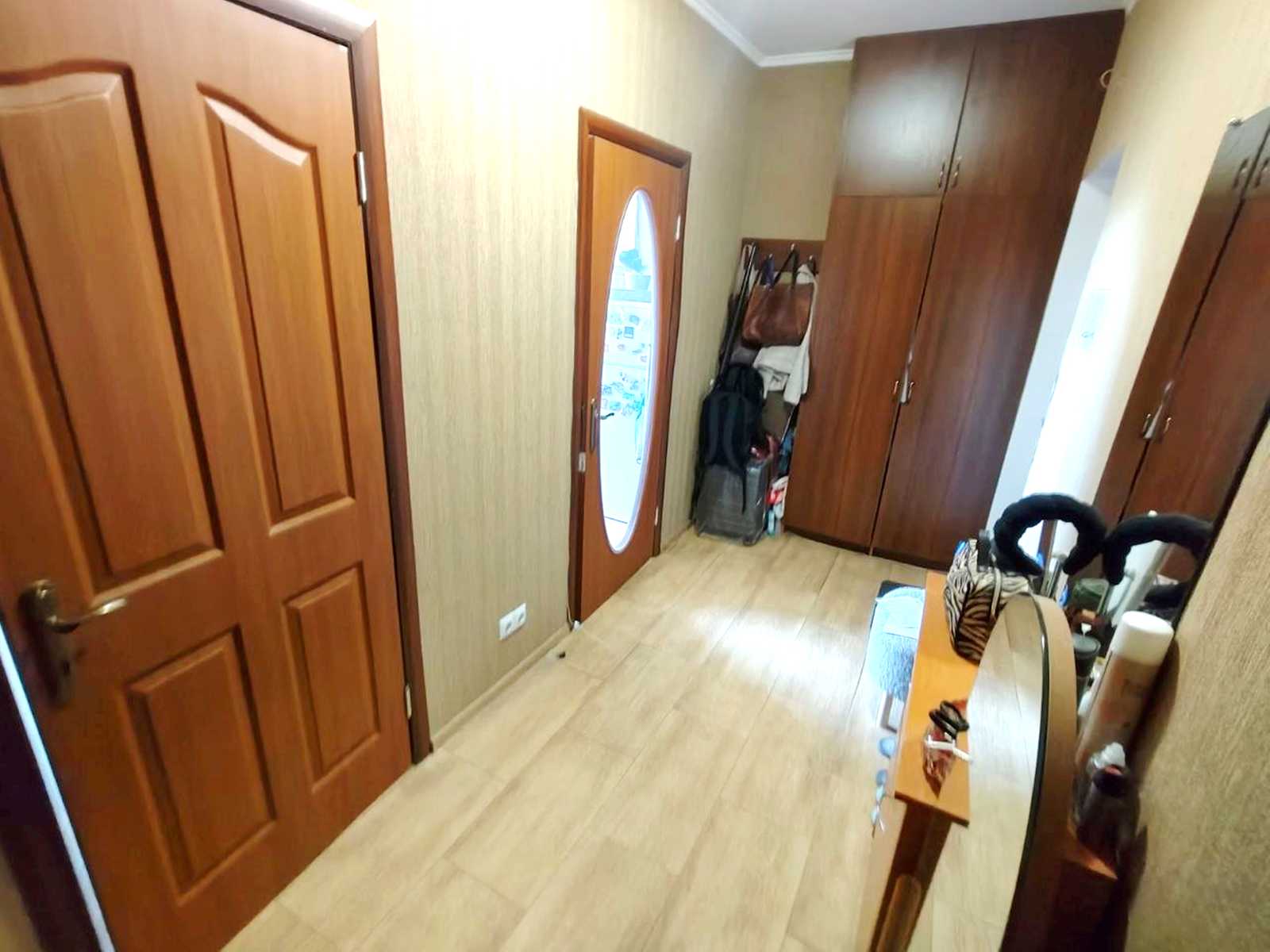 1879466402090692