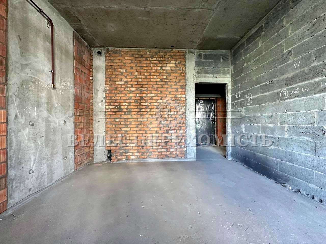 1879466608354931