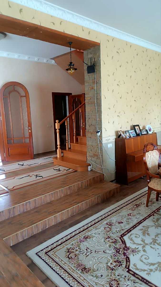 1879466744062359