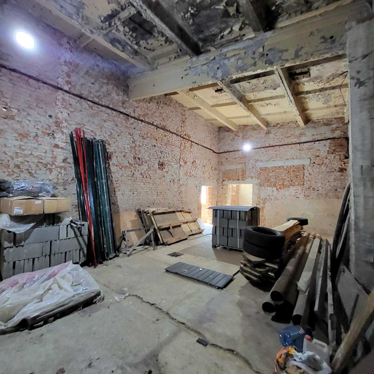 1879467186705786