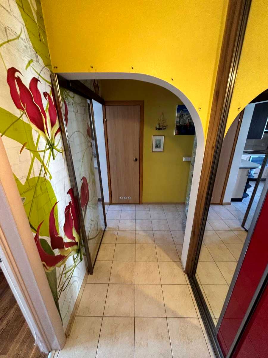 1879467370514343
