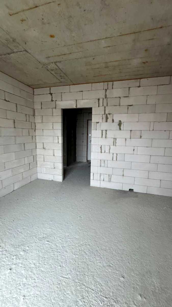 1879467488839044
