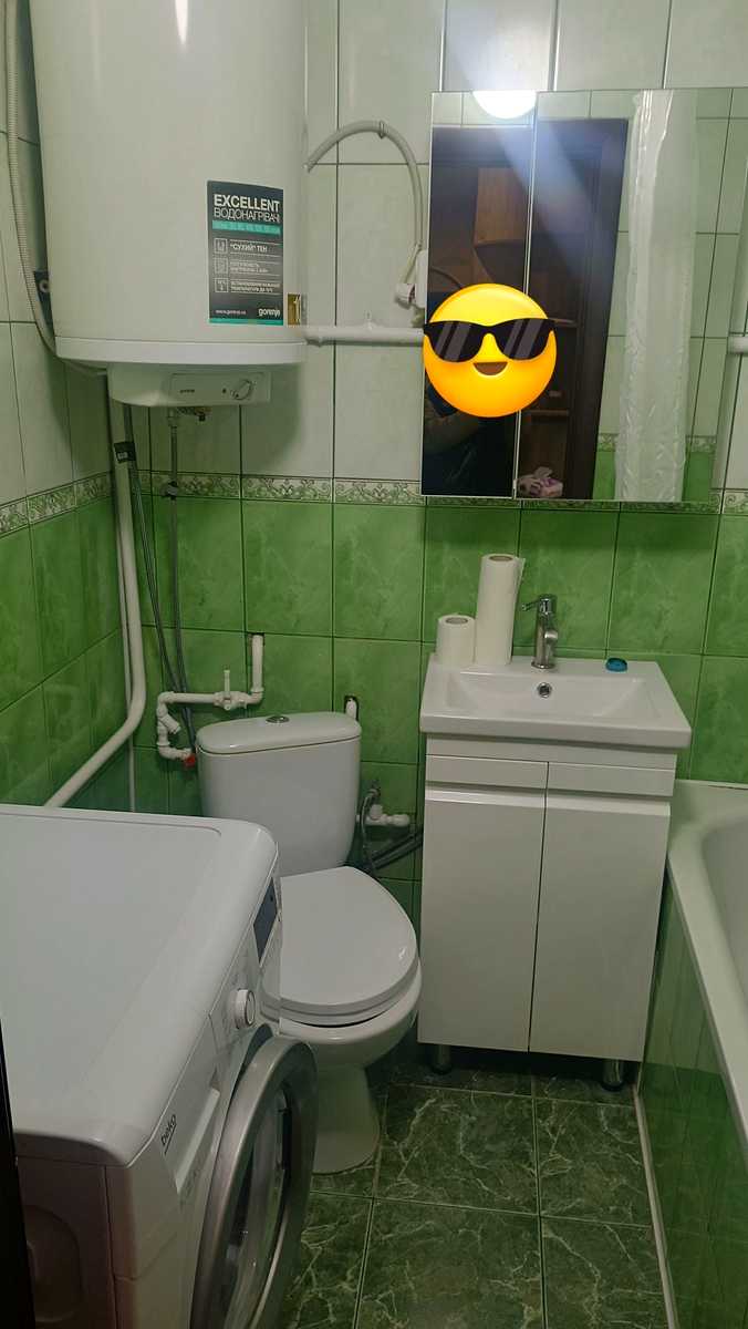 1879467543578295