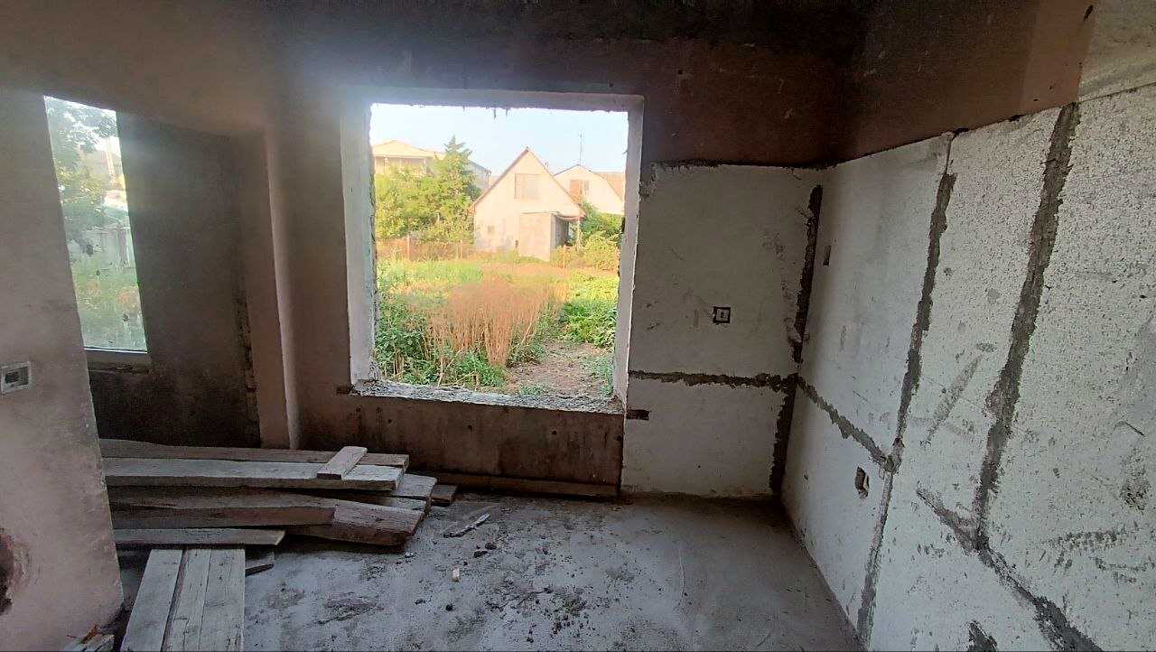 1879469710432256