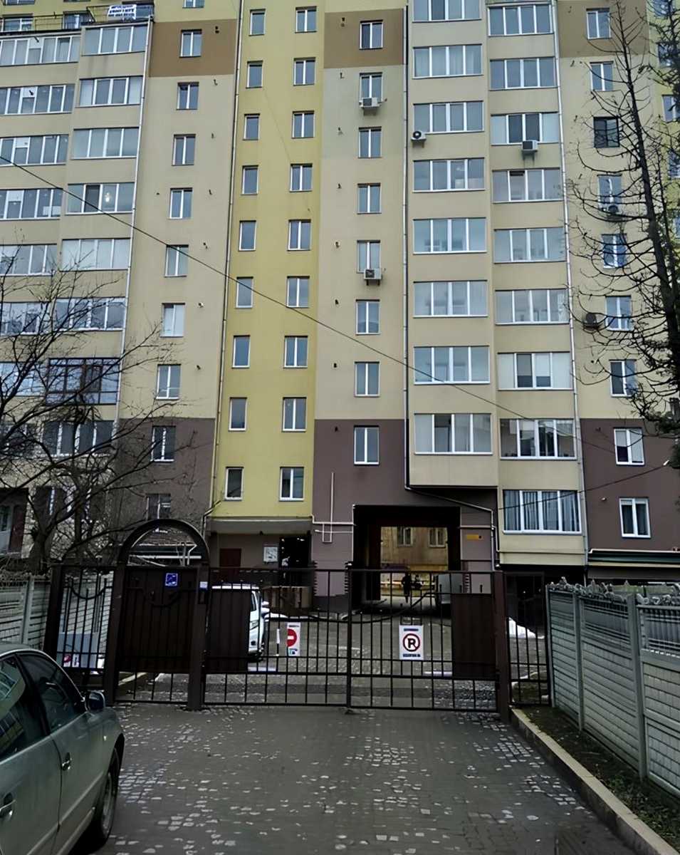 1879470293719736