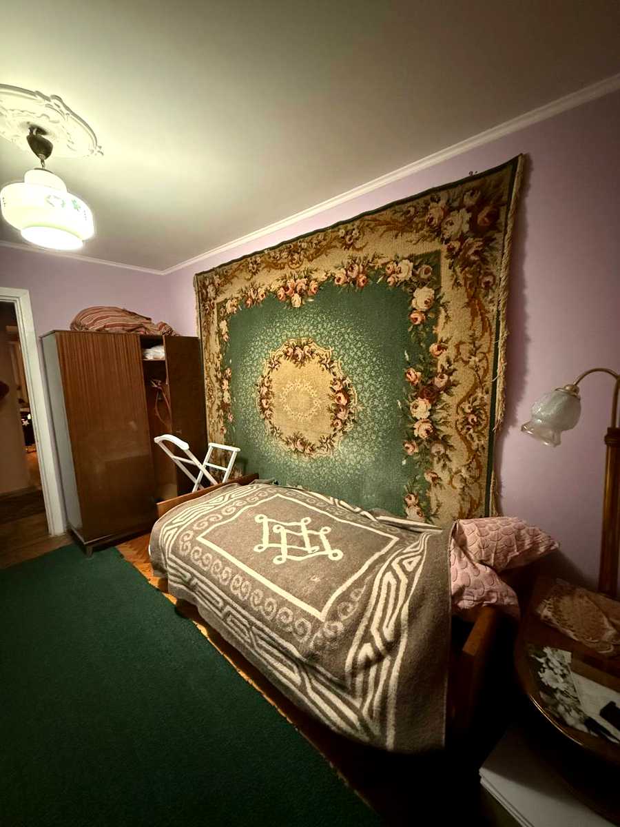 1879470628828748
