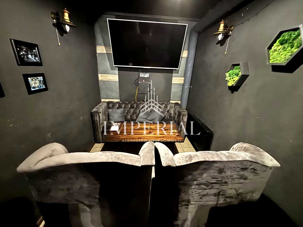 1879470786629451