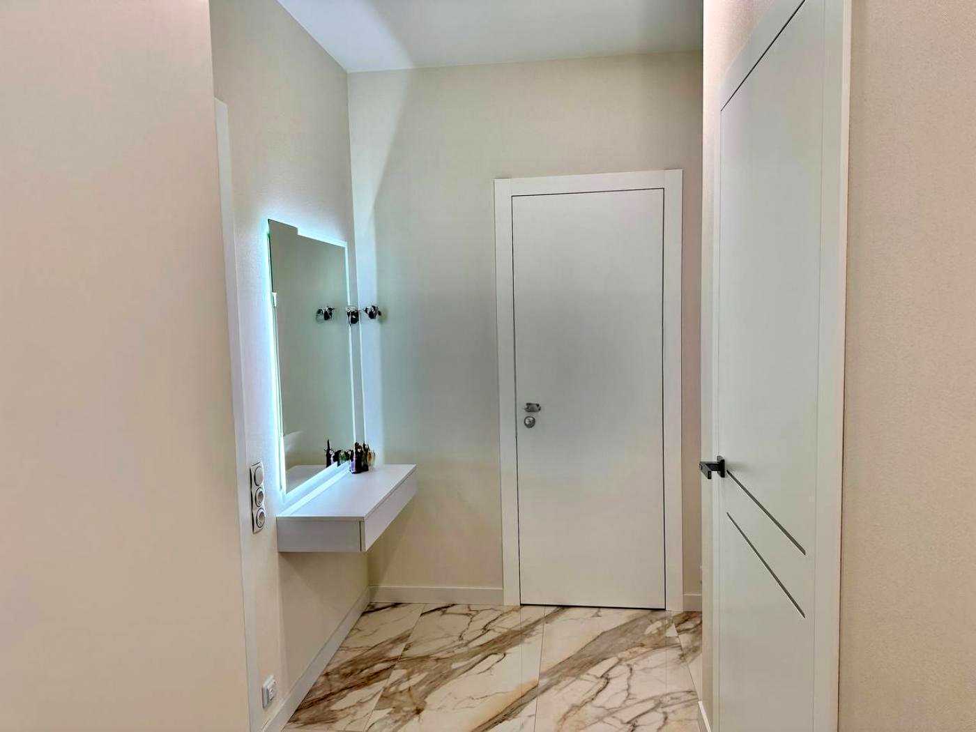 1879472516718203