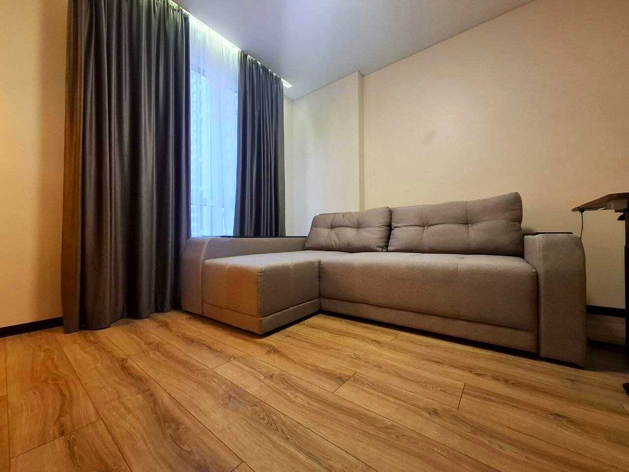 1879472575124842
