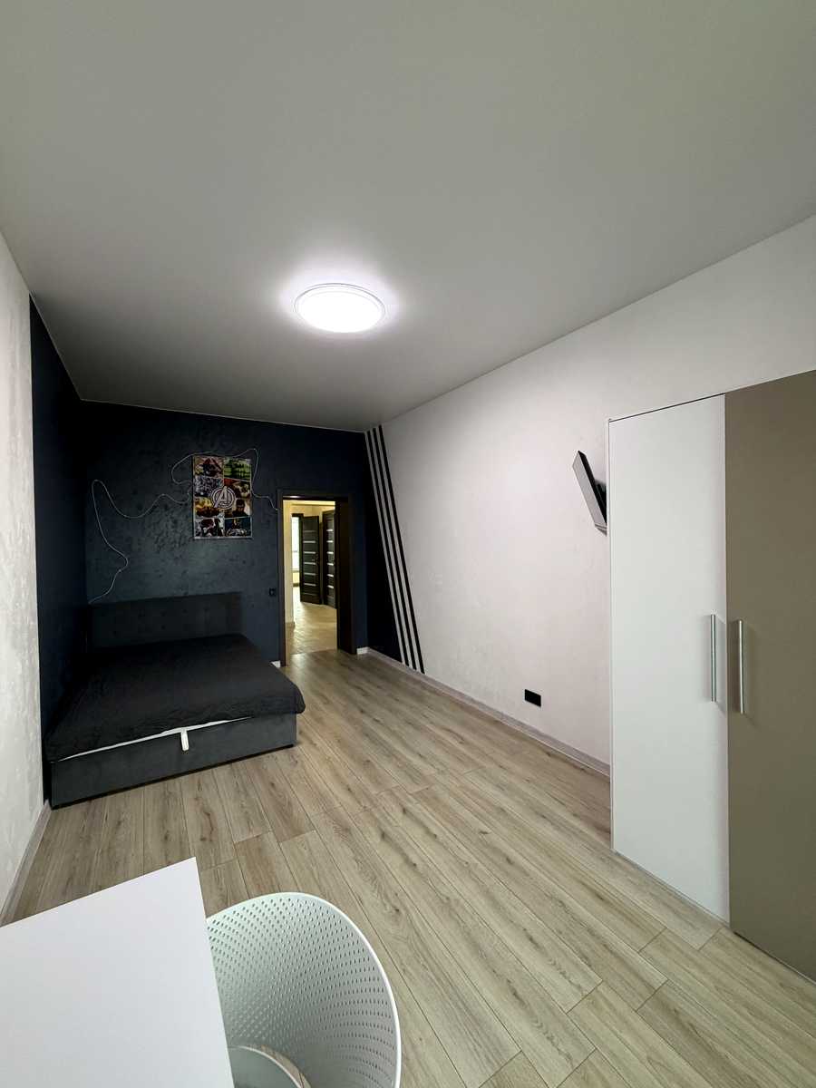 1879472787527663