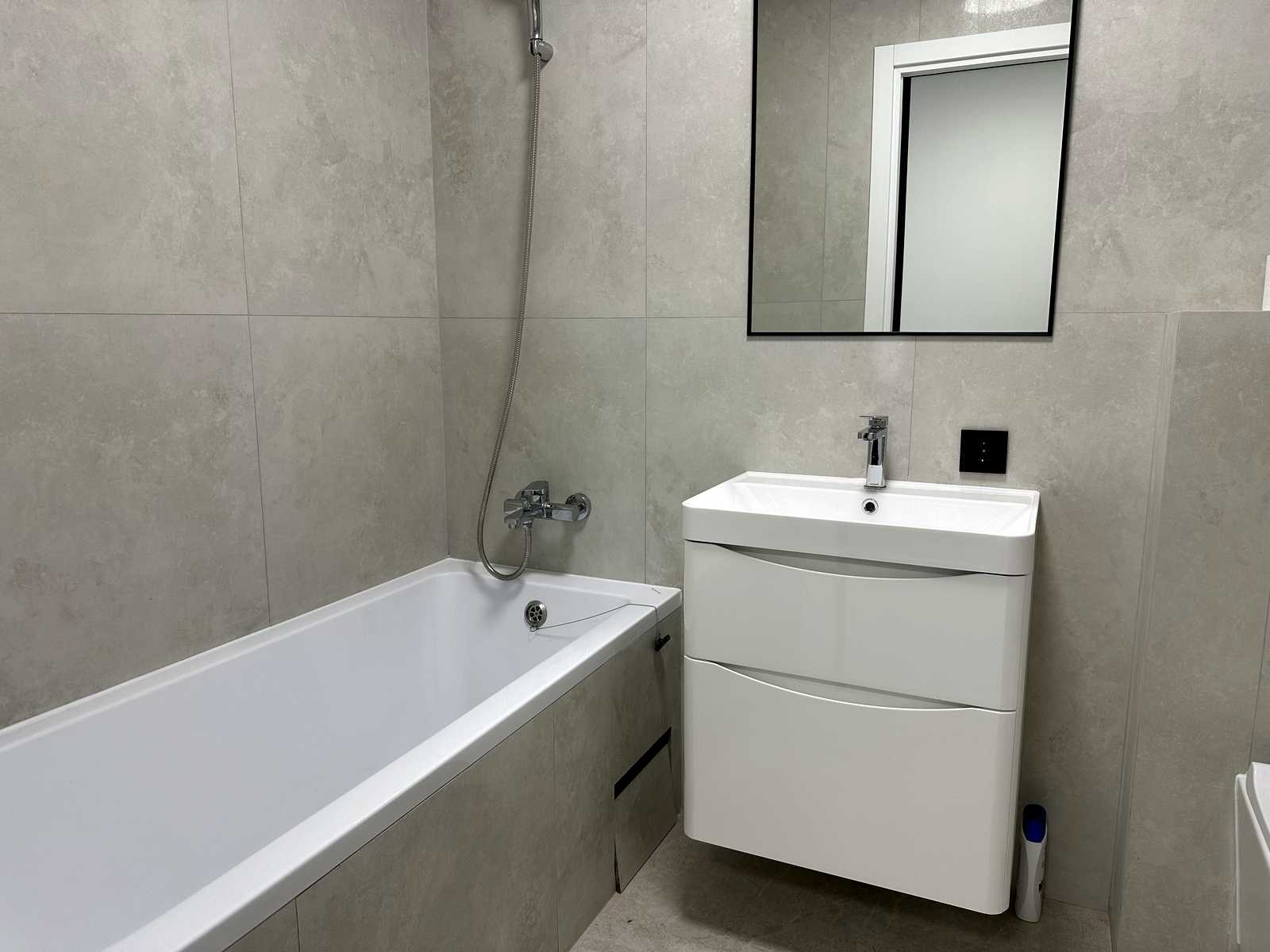 1879472957209632
