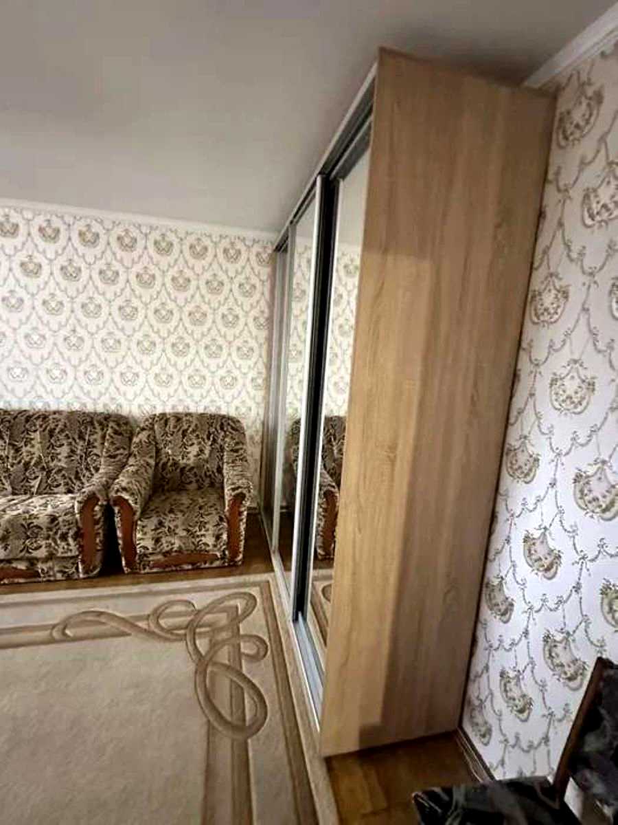 1879475110022162