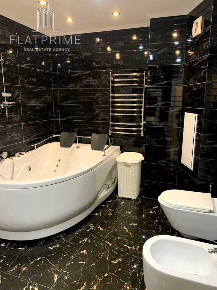 1879475786266671