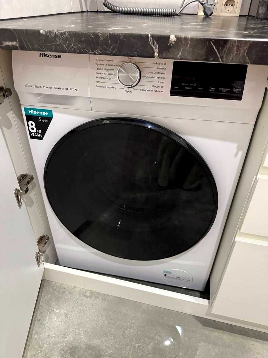 1879477078973891