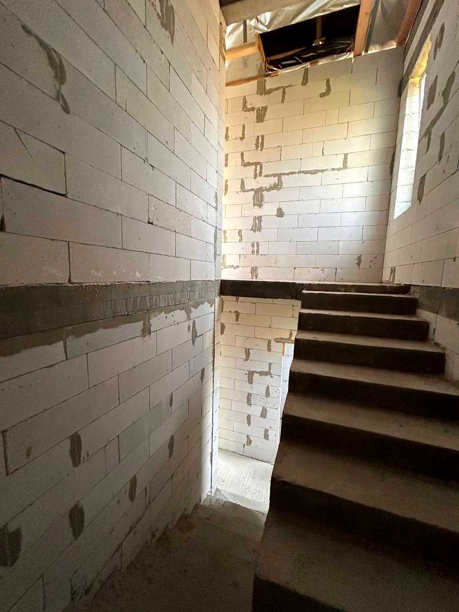 1879477270690198