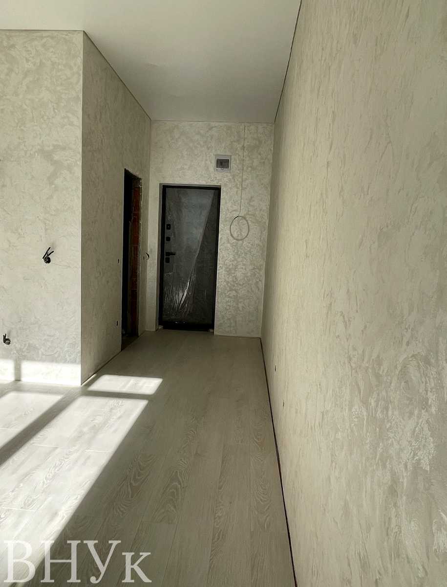 1879477984563976