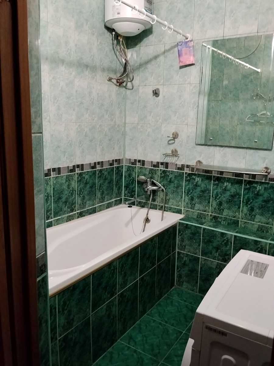 1879478247783009