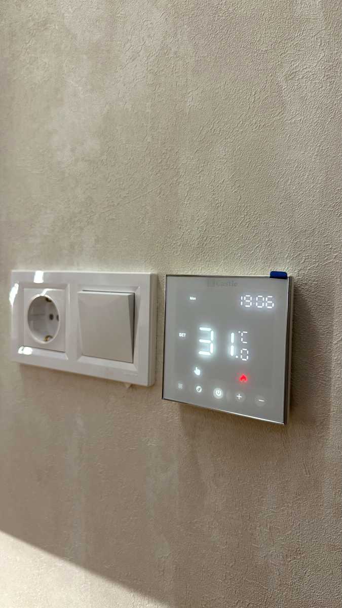 1879478565189651