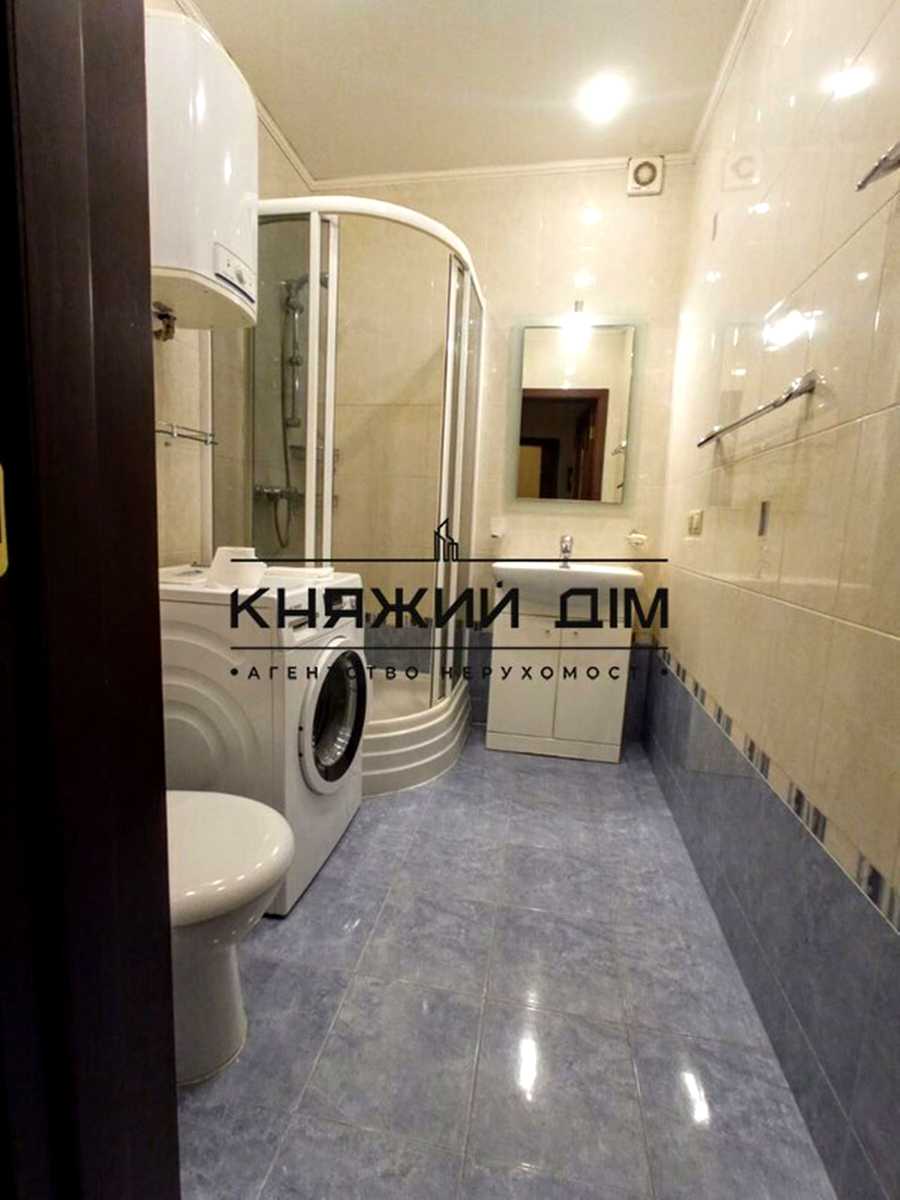 1879478737491616