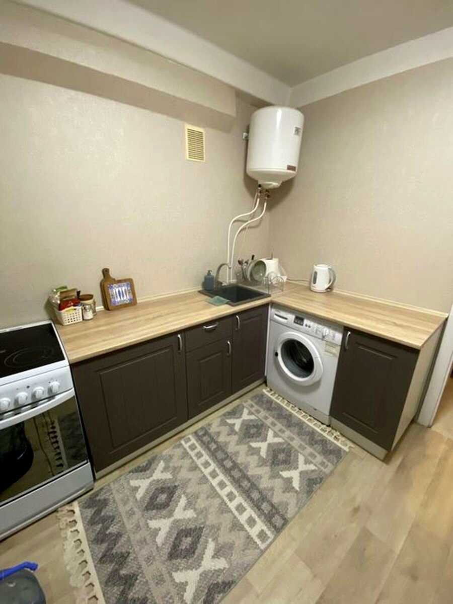 1879478941575131