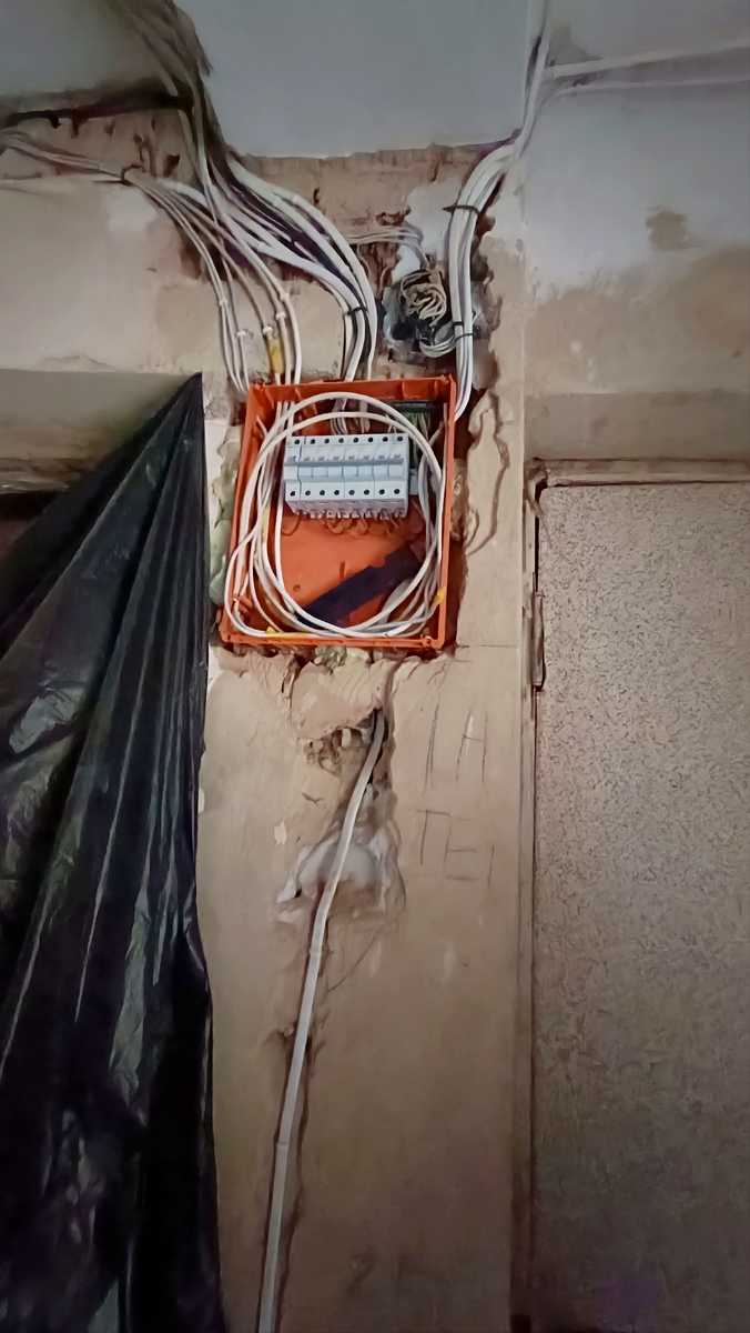 1879478977609654