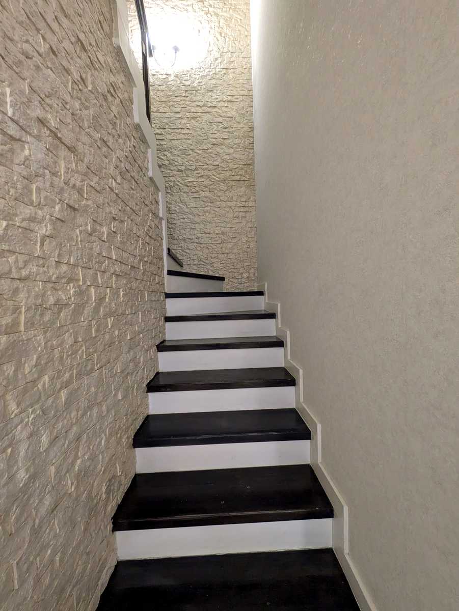 1879479191373181