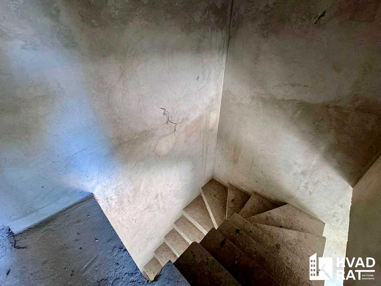 1879479429186052