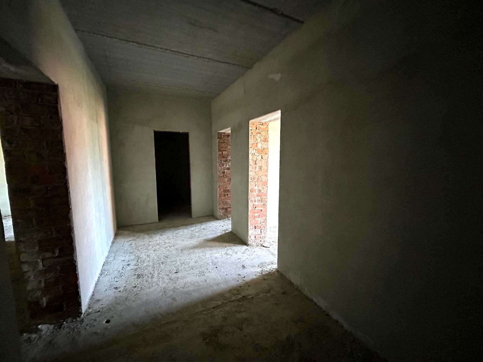 1879481569383036