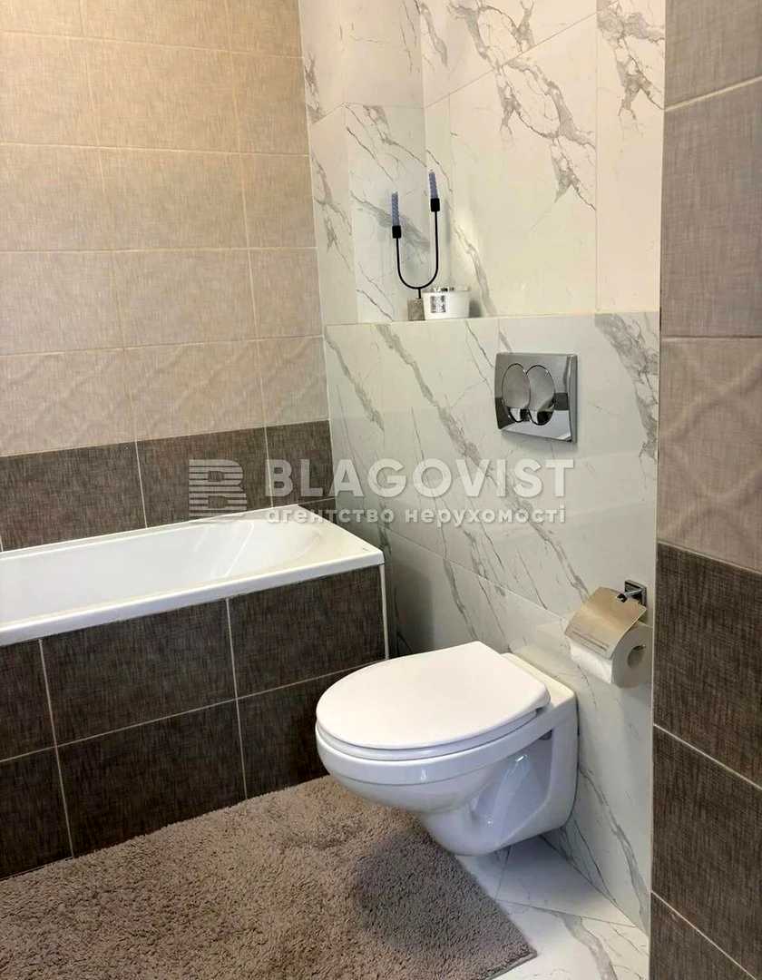 1879481675261147