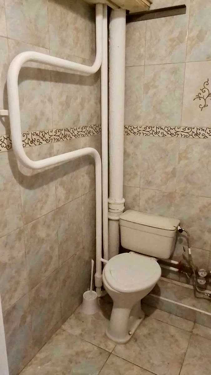 1879483062710921