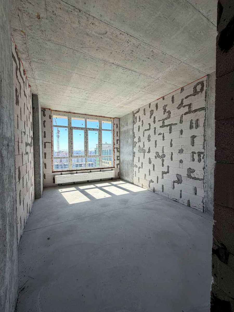 1879484823787681