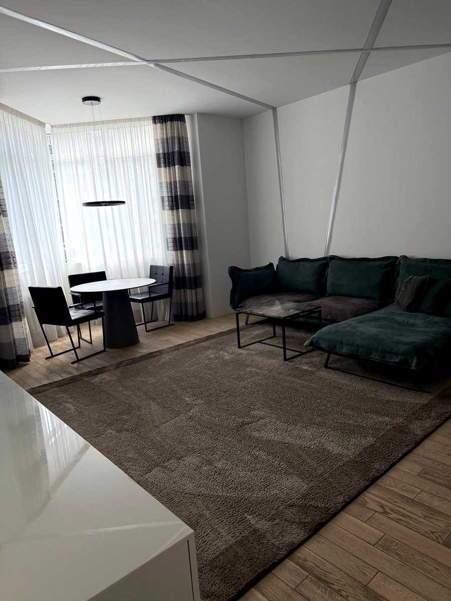 1879485419003531