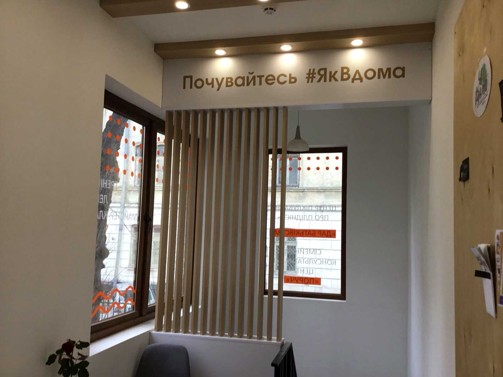 1879486098327067