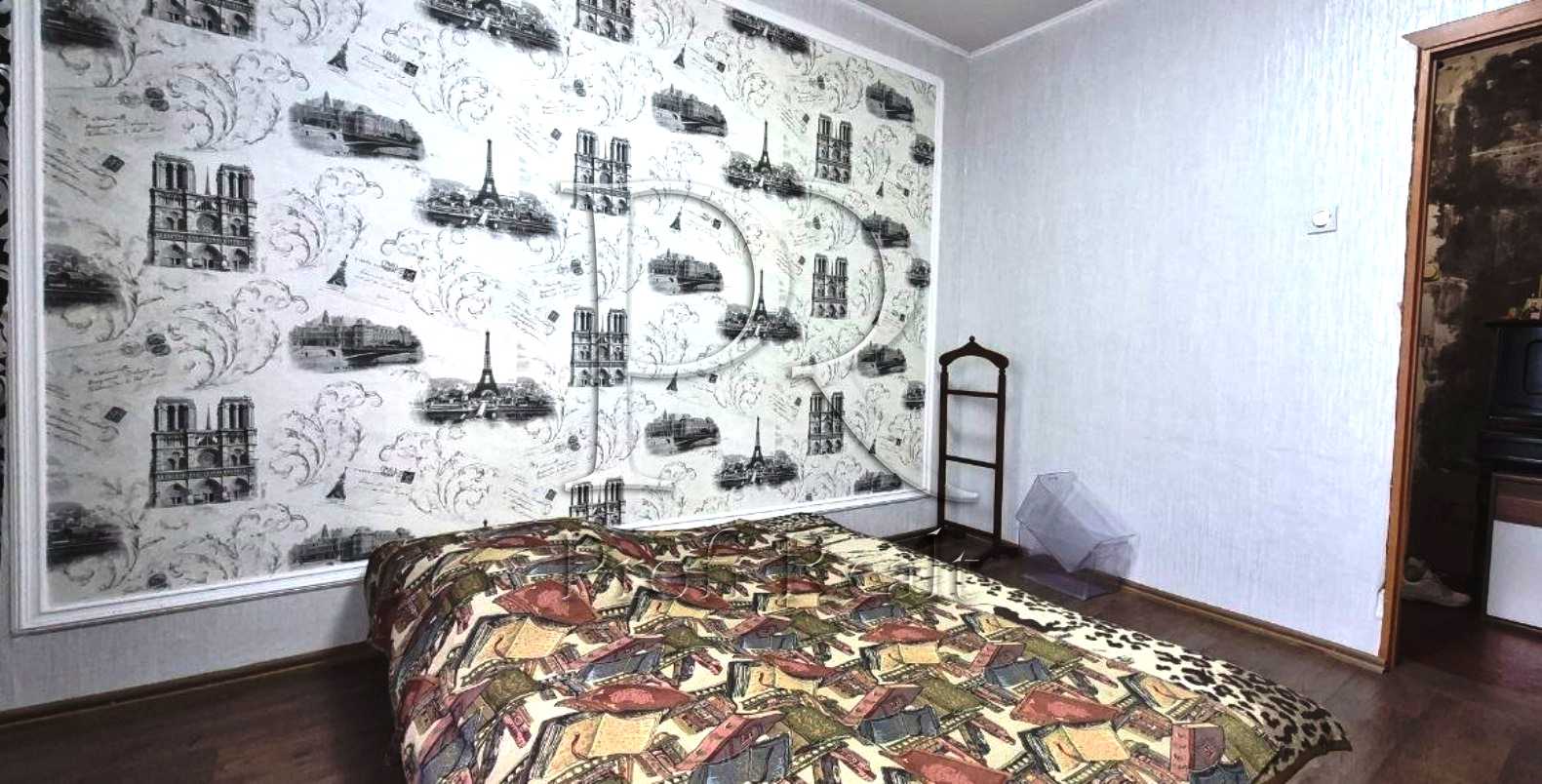 1879486725649237