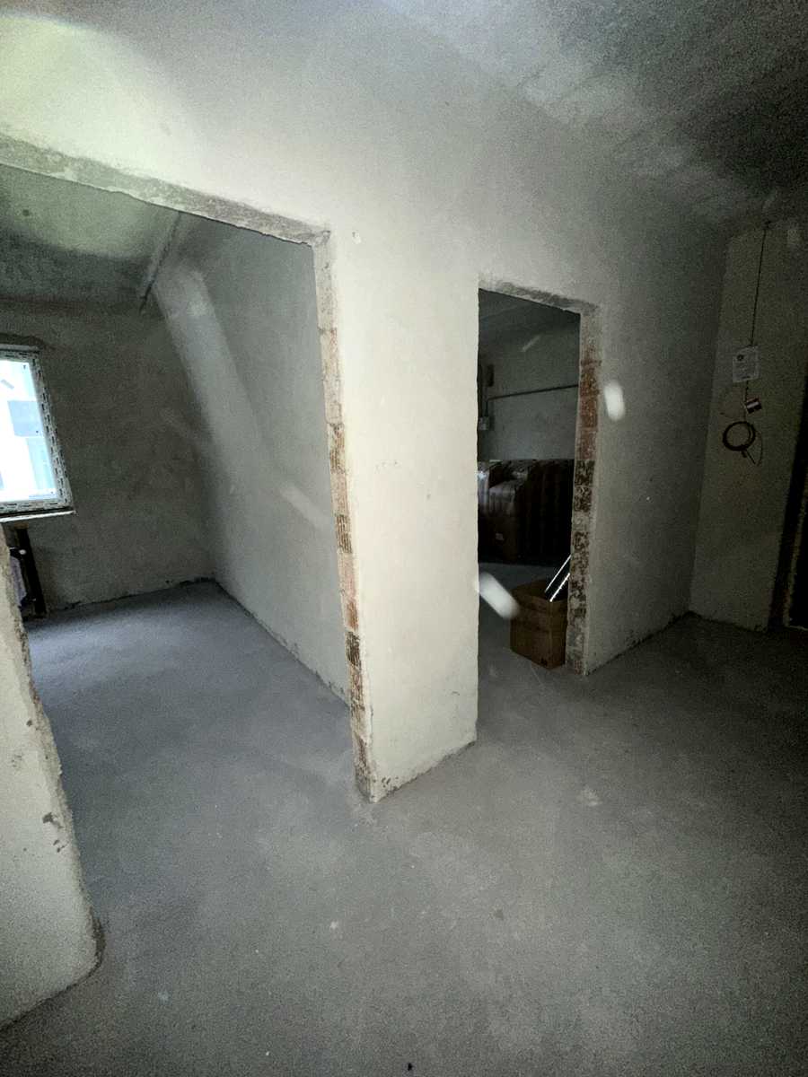 1879486880773308